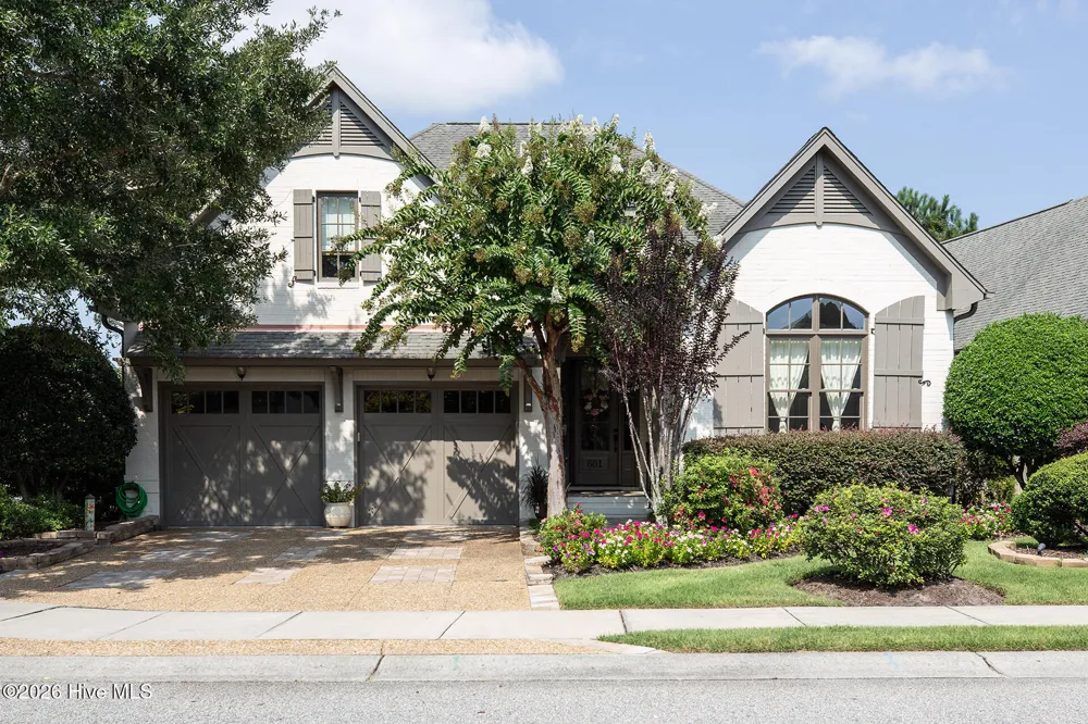 601 Bedminister Lane Wilmington, NC 28405