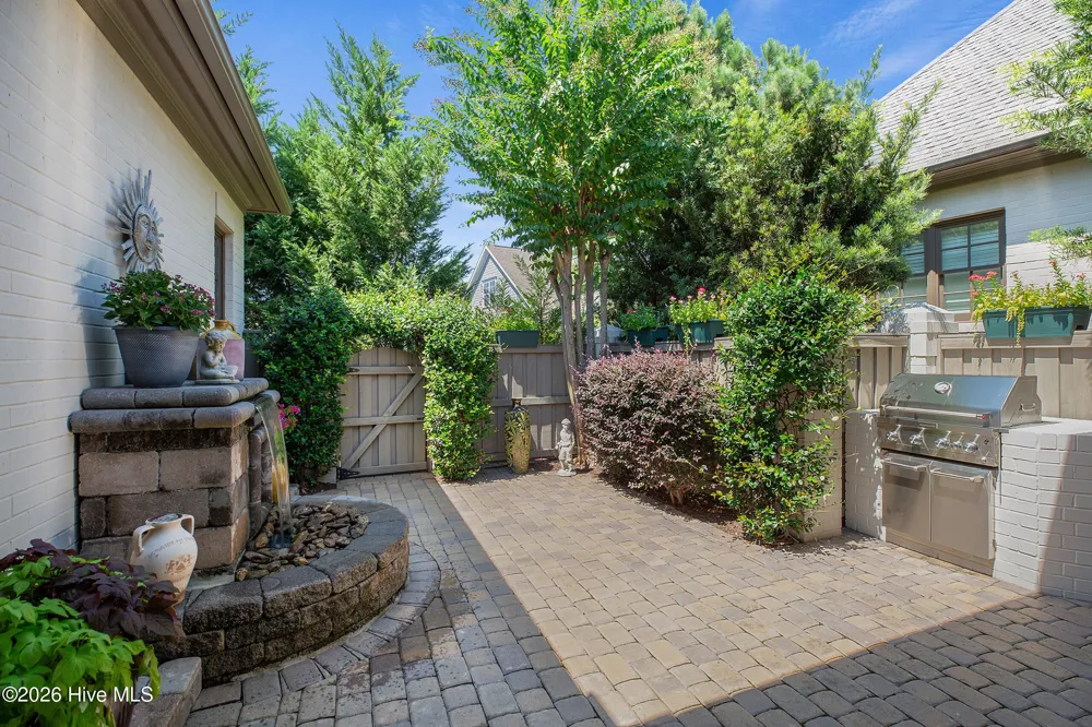 601 Bedminister Lane Wilmington, NC 28405