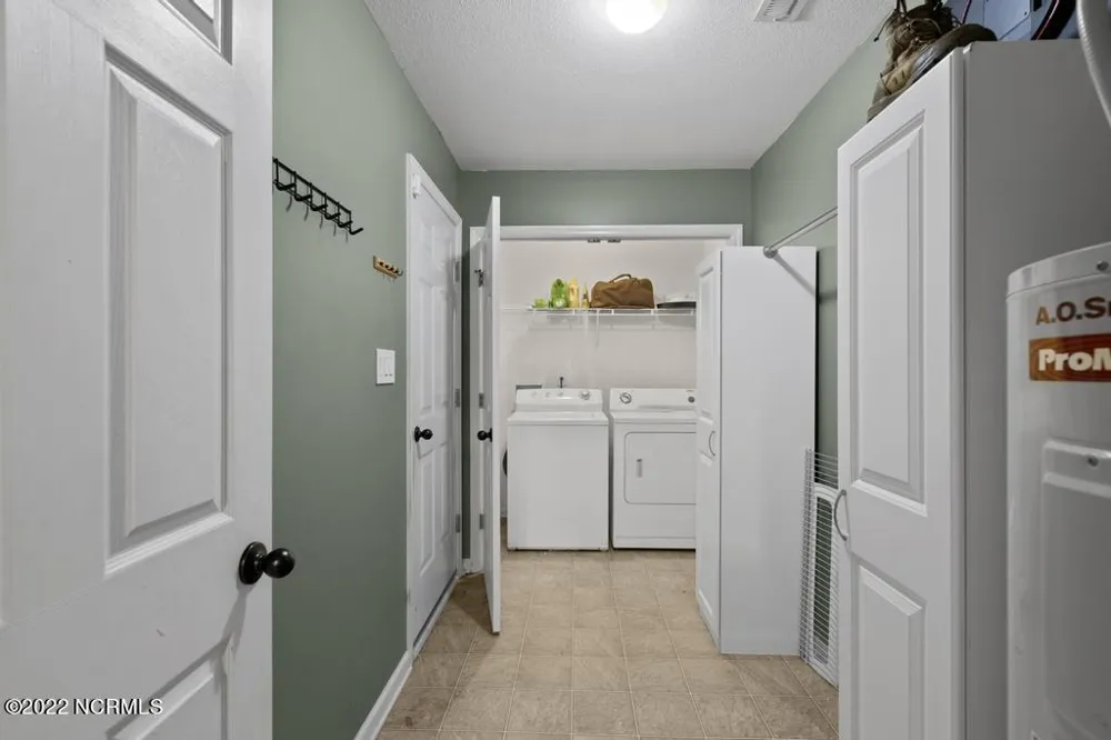 102 Crystal Stone Way Jacksonville, NC 28546