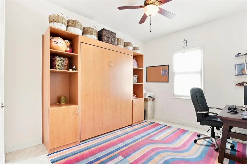 5057 LAKE OVERLOOK AVENUE Bradenton, FL 34208