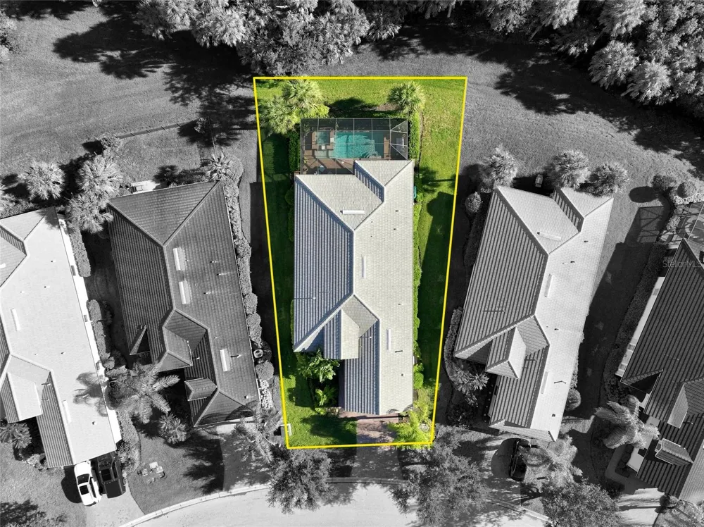 5057 LAKE OVERLOOK AVENUE Bradenton, FL 34208