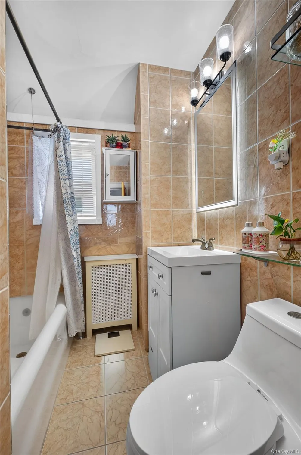 132-35 57th Road Flushing, NY 11355