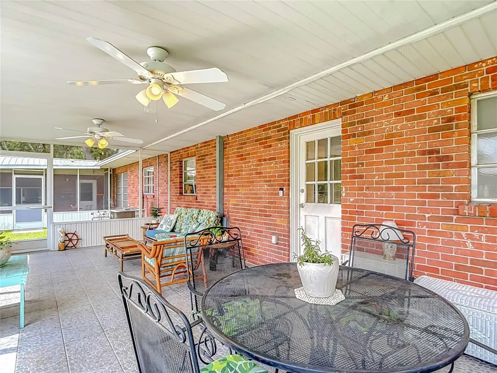 1644 W SOCRUM LOOP ROAD Lakeland, FL 33810