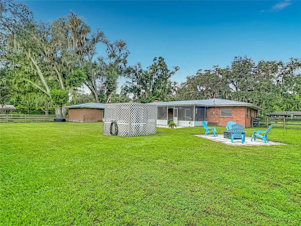 1644 W SOCRUM LOOP ROAD Lakeland, FL 33810