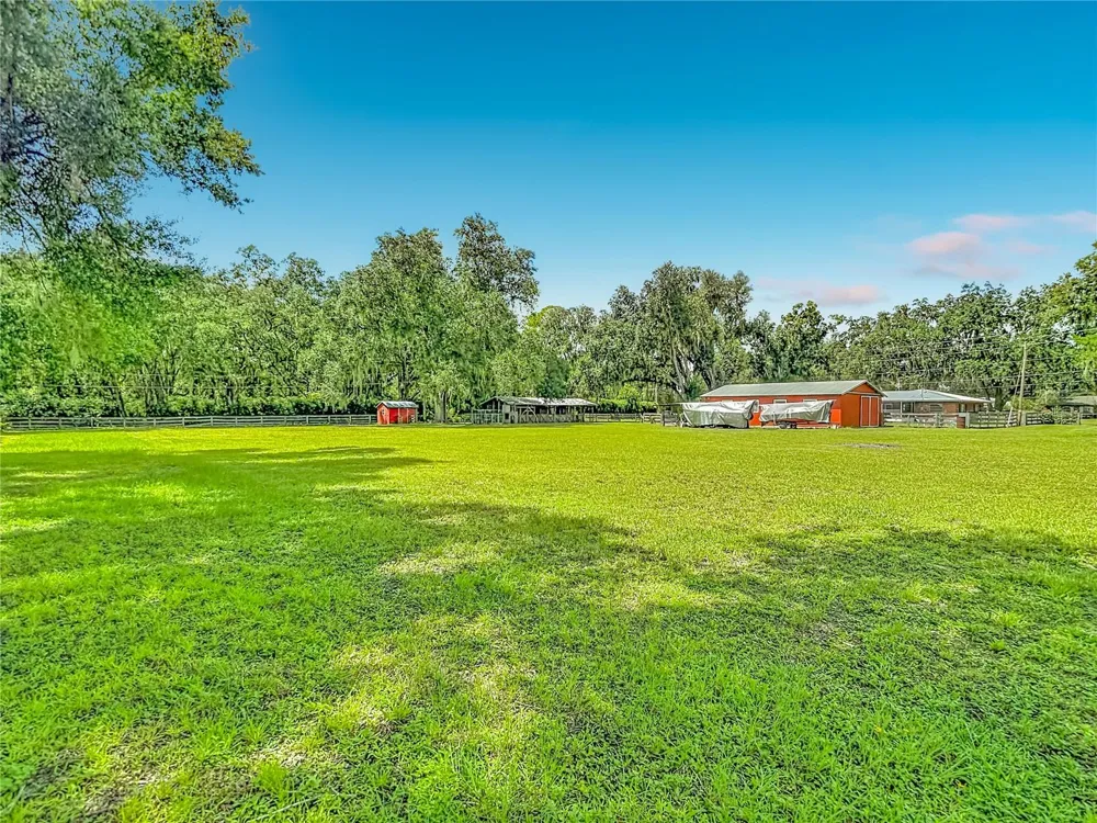 1644 W SOCRUM LOOP ROAD Lakeland, FL 33810