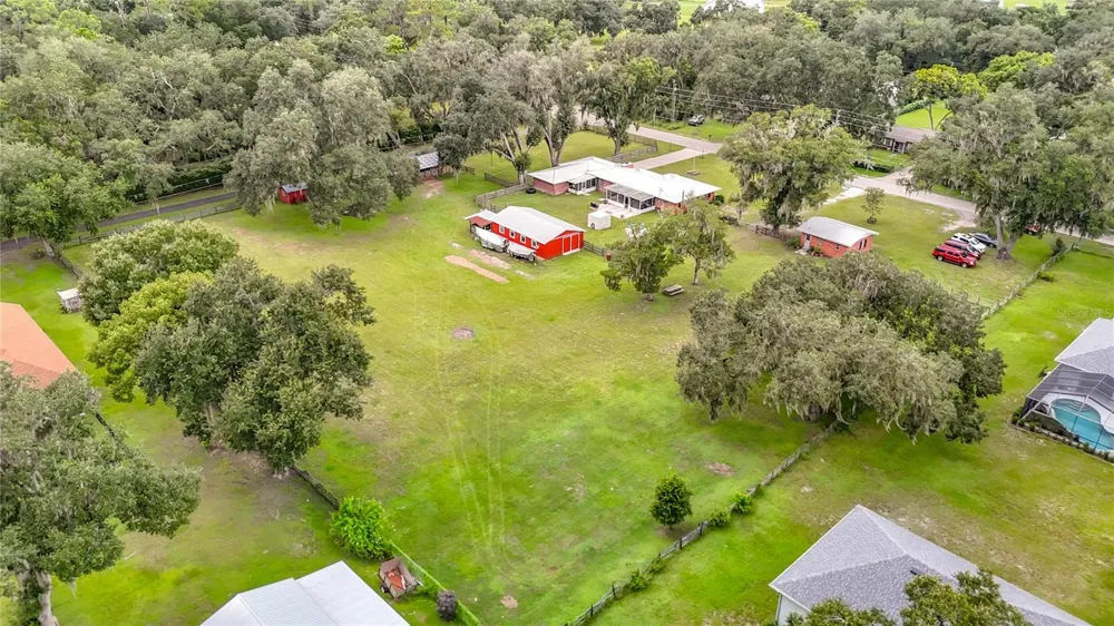 1644 W SOCRUM LOOP ROAD Lakeland, FL 33810