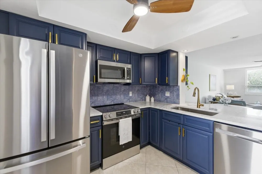 2621 COVE CAY DRIVE #302 Clearwater, FL 33760