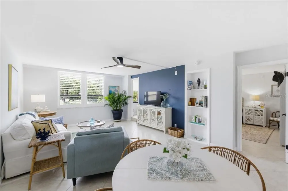 2621 COVE CAY DRIVE #302 Clearwater, FL 33760
