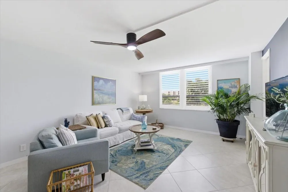 2621 COVE CAY DRIVE #302 Clearwater, FL 33760