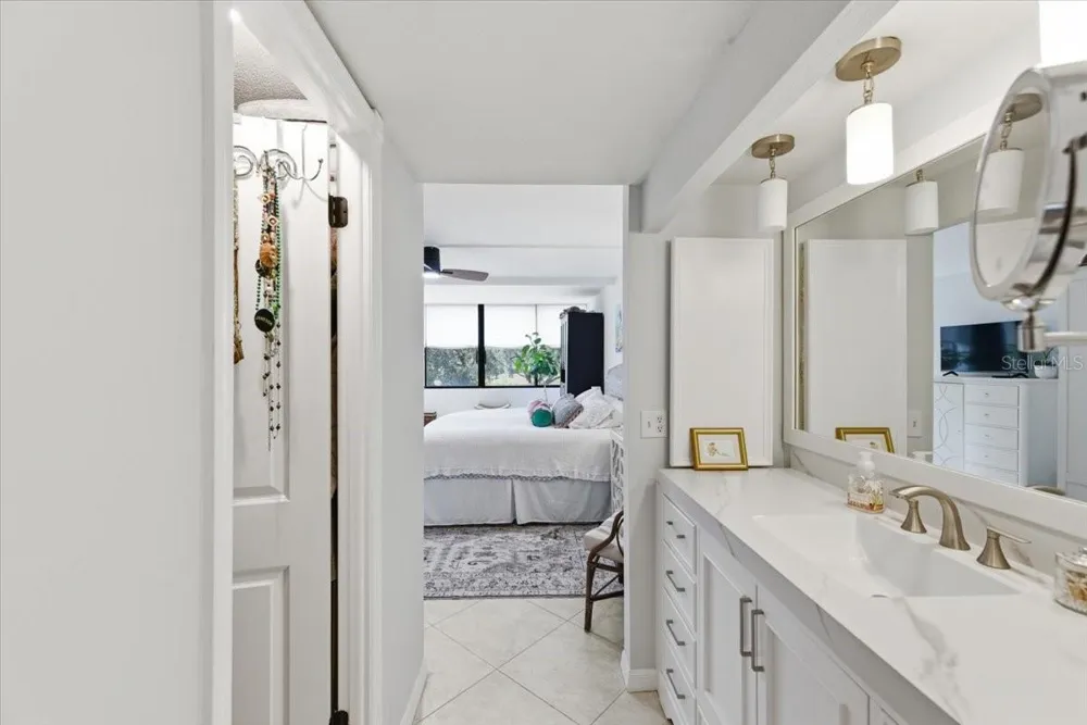 2621 COVE CAY DRIVE #302 Clearwater, FL 33760