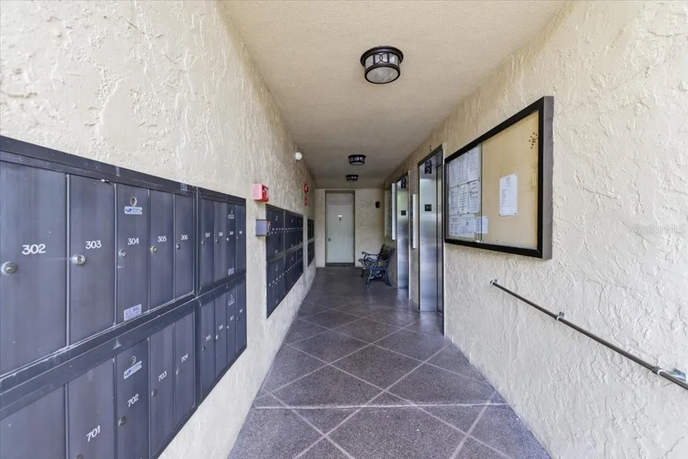 2621 COVE CAY DRIVE #302 Clearwater, FL 33760