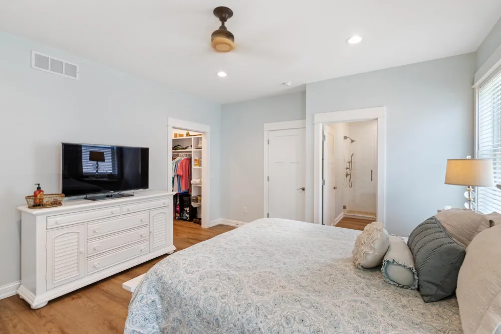 8202 Coneflower Cove Kalamazoo, MI 49009