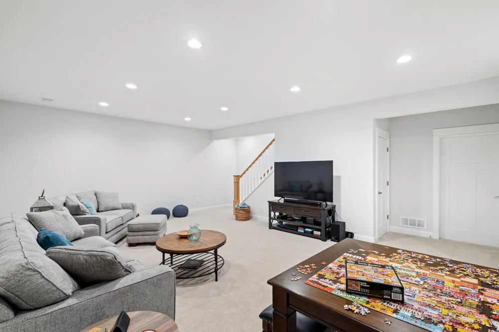 8202 Coneflower Cove Kalamazoo, MI 49009
