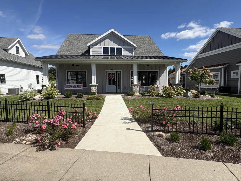 8202 Coneflower Cove Kalamazoo, MI 49009