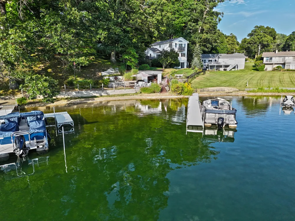 50002 Wildwood Drive Dowagiac, MI 49047