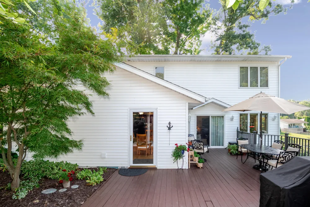 50002 Wildwood Drive Dowagiac, MI 49047