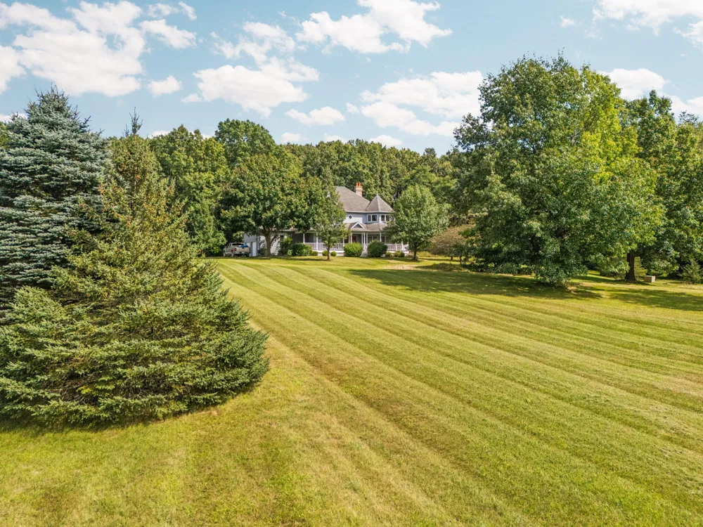 18180 Fehr Lane Manchester, MI 48158