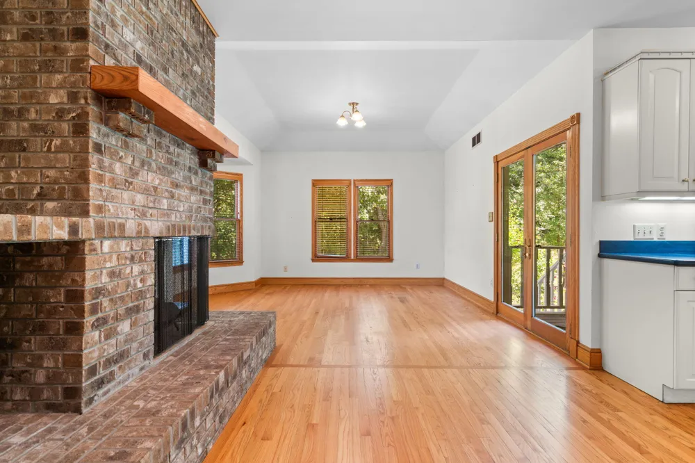 18180 Fehr Lane Manchester, MI 48158