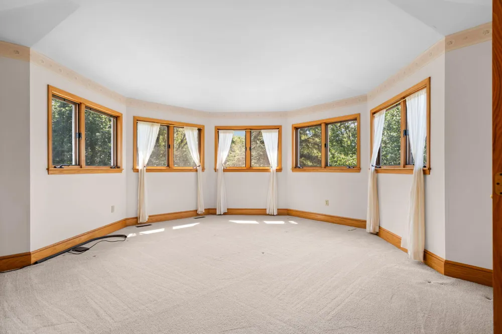 18180 Fehr Lane Manchester, MI 48158