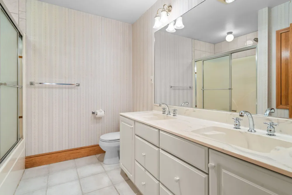 18180 Fehr Lane Manchester, MI 48158