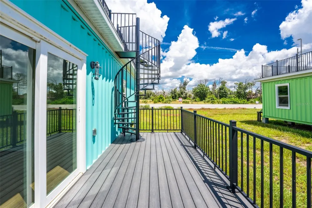 1741 WINSTAN AVENUE Englewood, FL 34223
