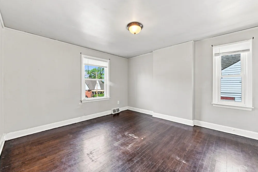 16204 Tracey Street Detroit, MI 48235