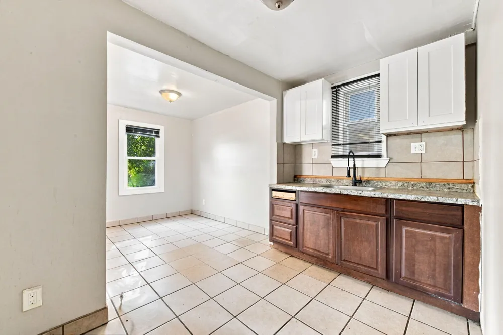 16204 Tracey Street Detroit, MI 48235