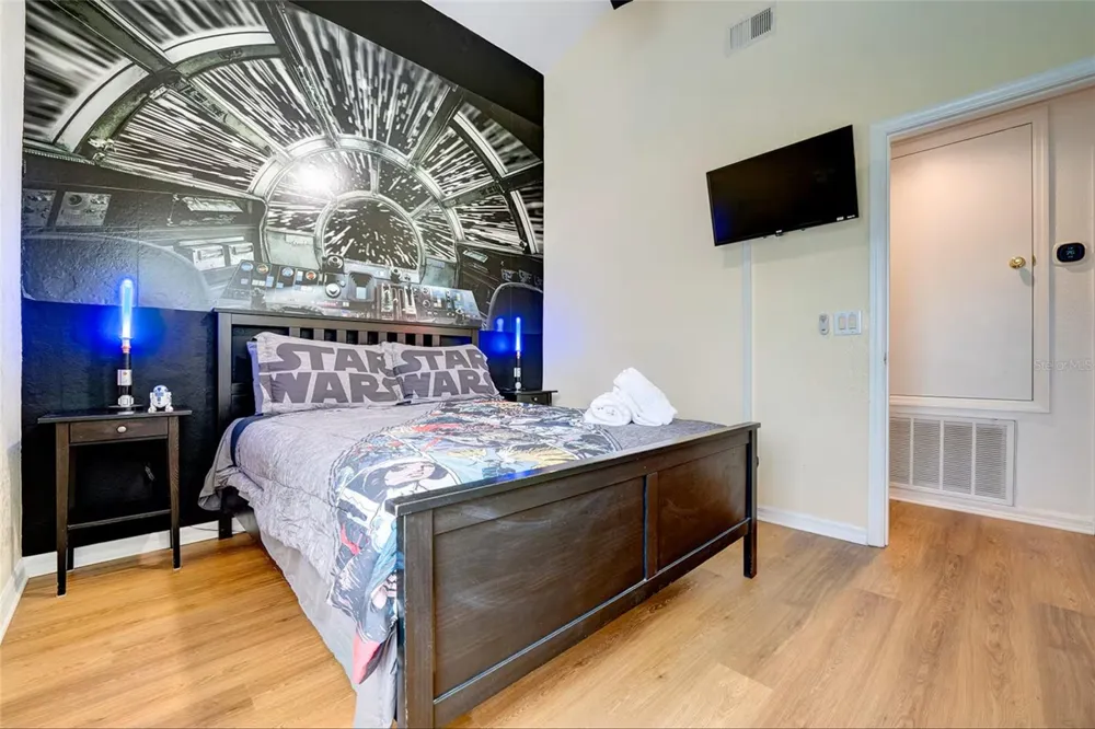 136 TROON CIRCLE Davenport, FL 33897