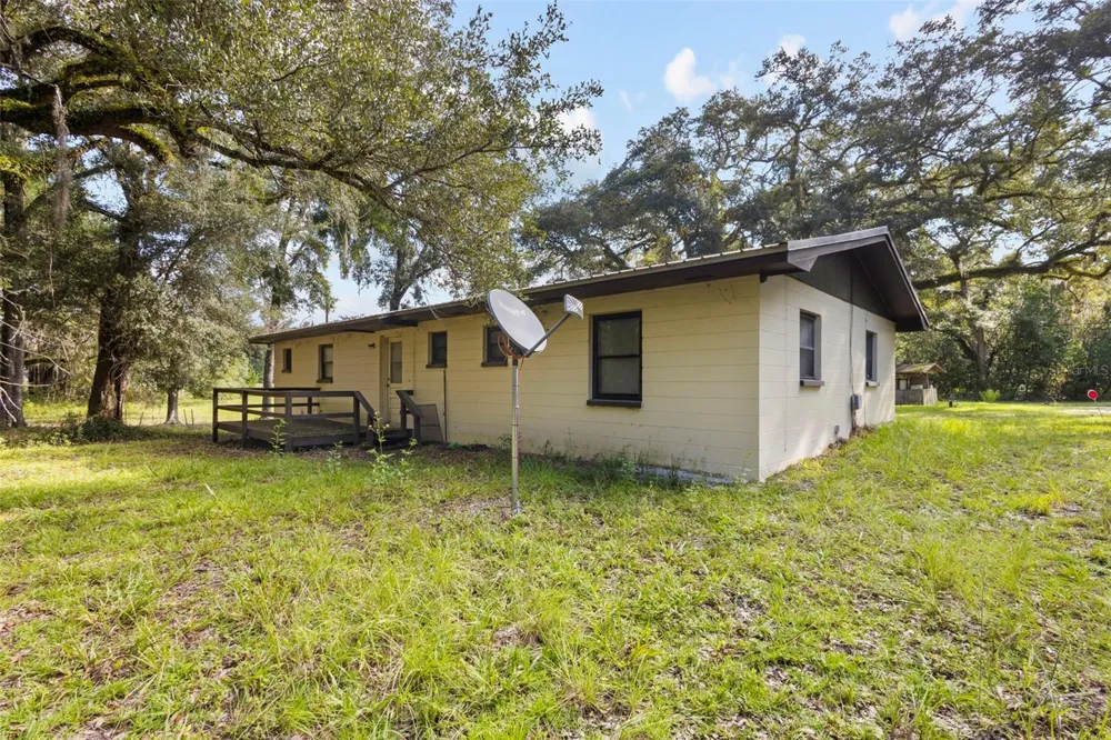 445 NE 649TH STREET Old Town, FL 32680