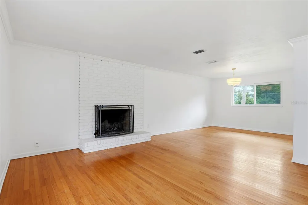 4421 NW 18TH PLACE Gainesville, FL 32605