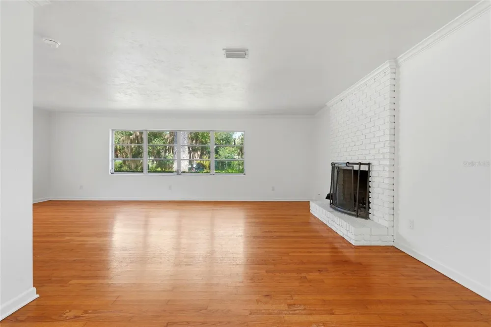 4421 NW 18TH PLACE Gainesville, FL 32605