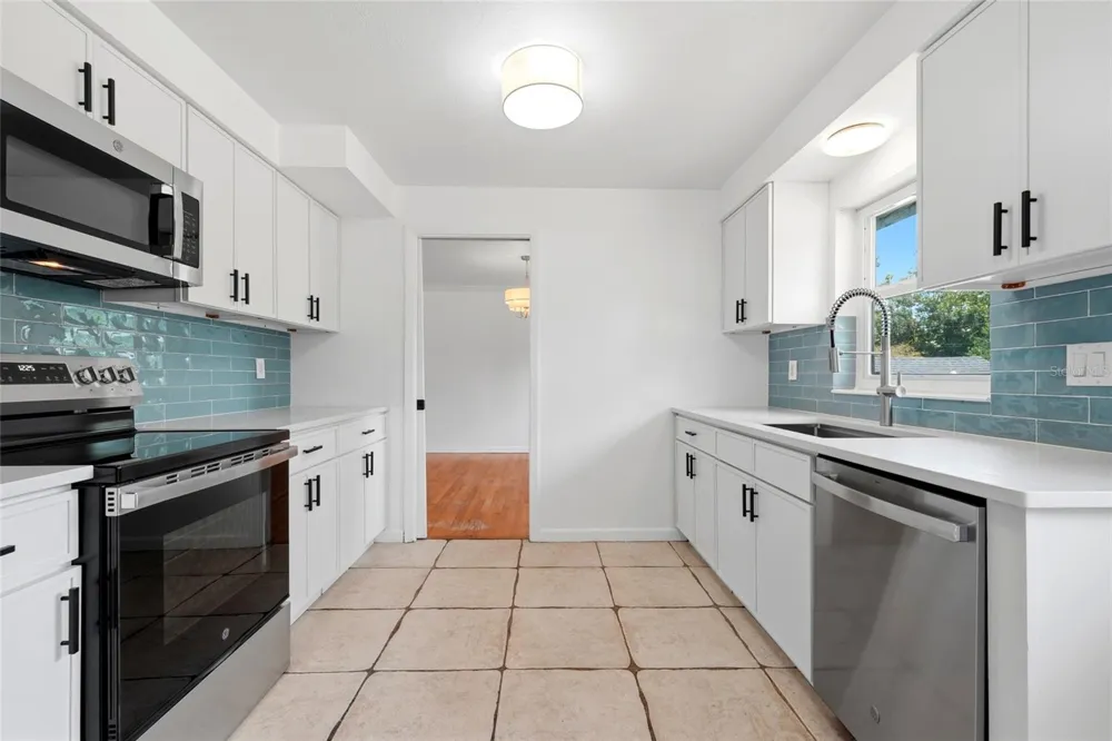 4421 NW 18TH PLACE Gainesville, FL 32605