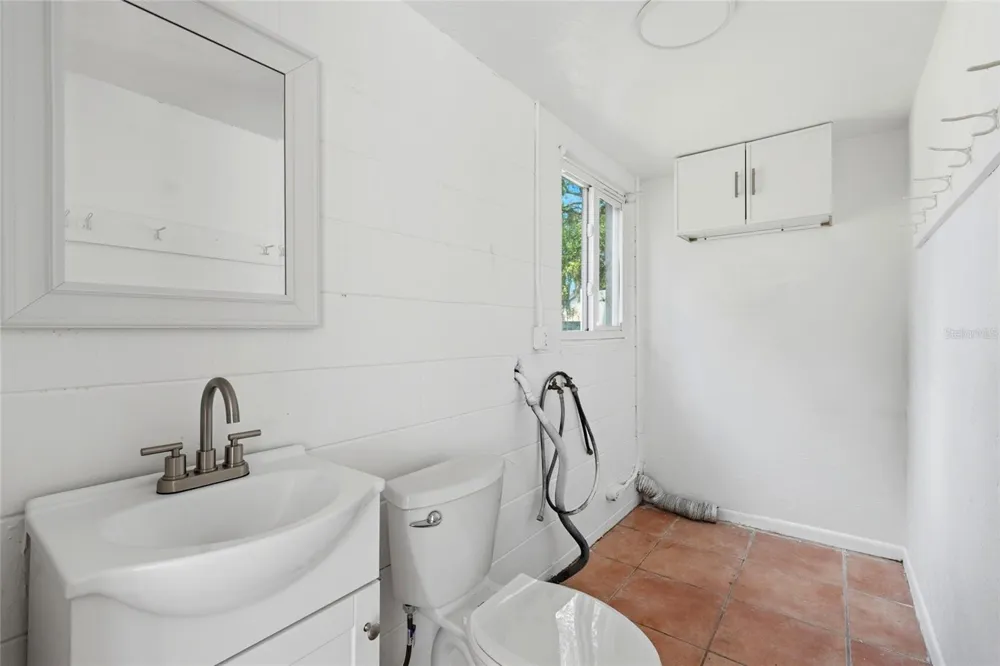 4421 NW 18TH PLACE Gainesville, FL 32605