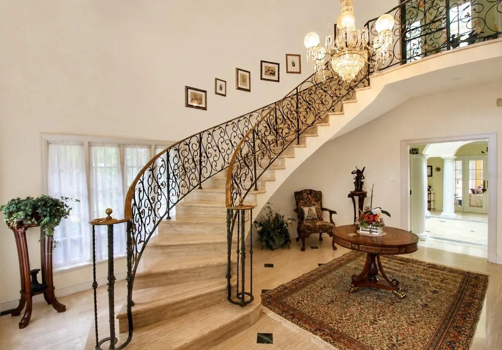 513 TINTILLO HILL ESTATES Guaynabo, PR 00966