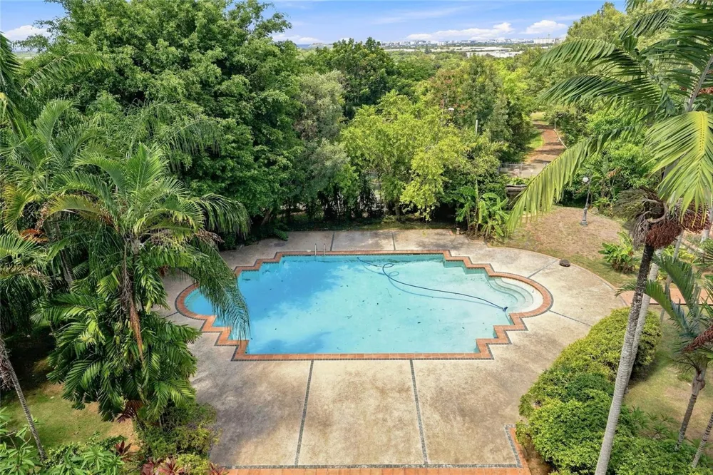 513 TINTILLO HILL ESTATES Guaynabo, PR 00966