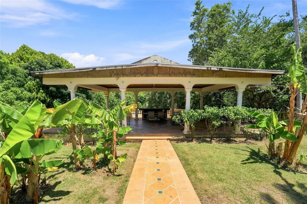 513 TINTILLO HILL ESTATES Guaynabo, PR 00966