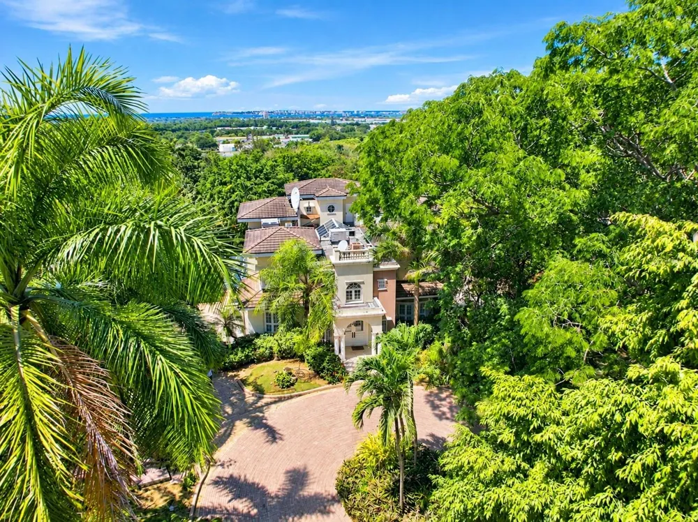 513 TINTILLO HILL ESTATES Guaynabo, PR 00966