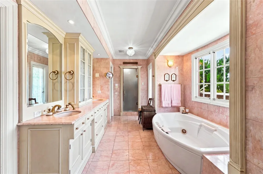 513 TINTILLO HILL ESTATES Guaynabo, PR 00966