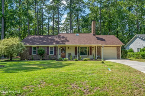 16 Bayberry Circle