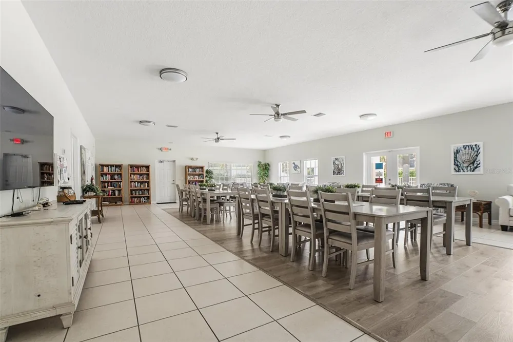 7141 STRAND CIRCLE #101 Bradenton, FL 34203