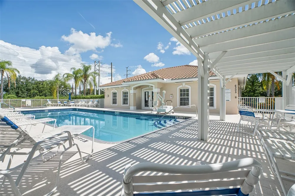 7141 STRAND CIRCLE #101 Bradenton, FL 34203