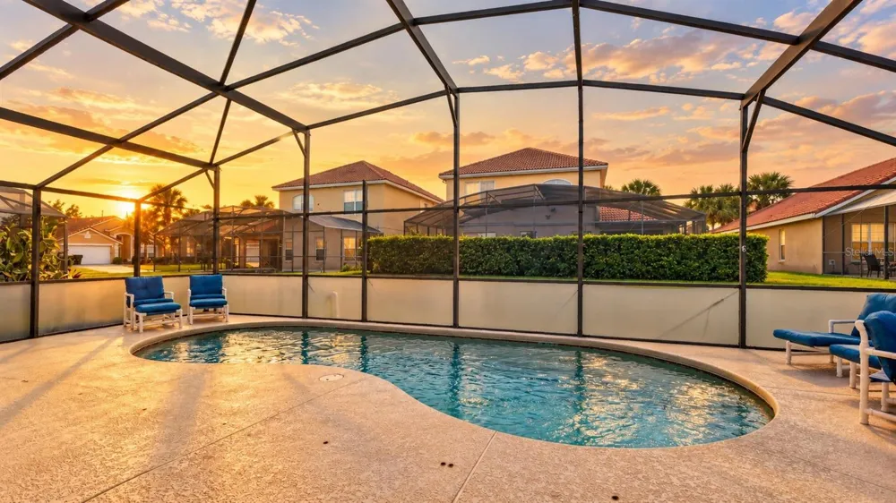 110 SARAGOSSA AVE Davenport, FL 33897