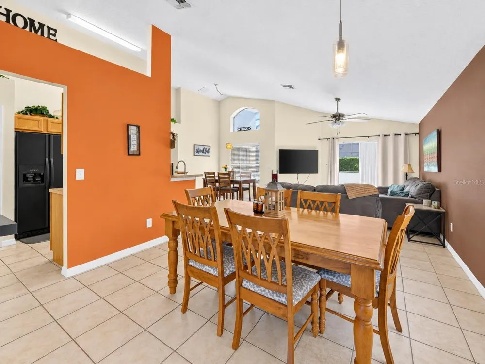 110 SARAGOSSA AVE Davenport, FL 33897