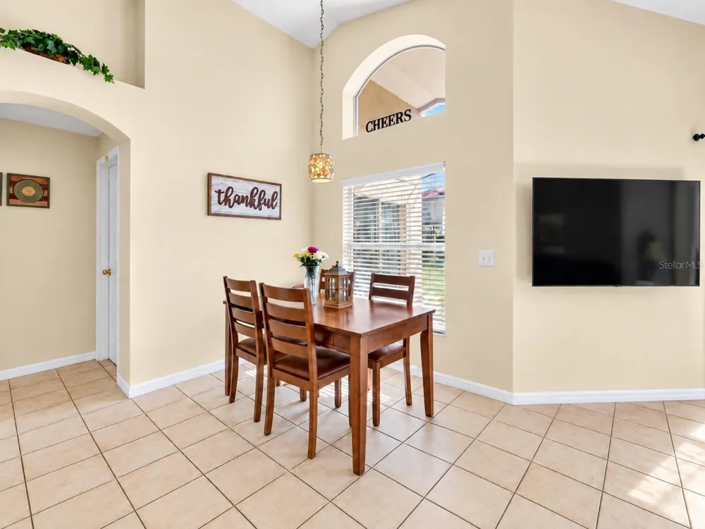 110 SARAGOSSA AVE Davenport, FL 33897