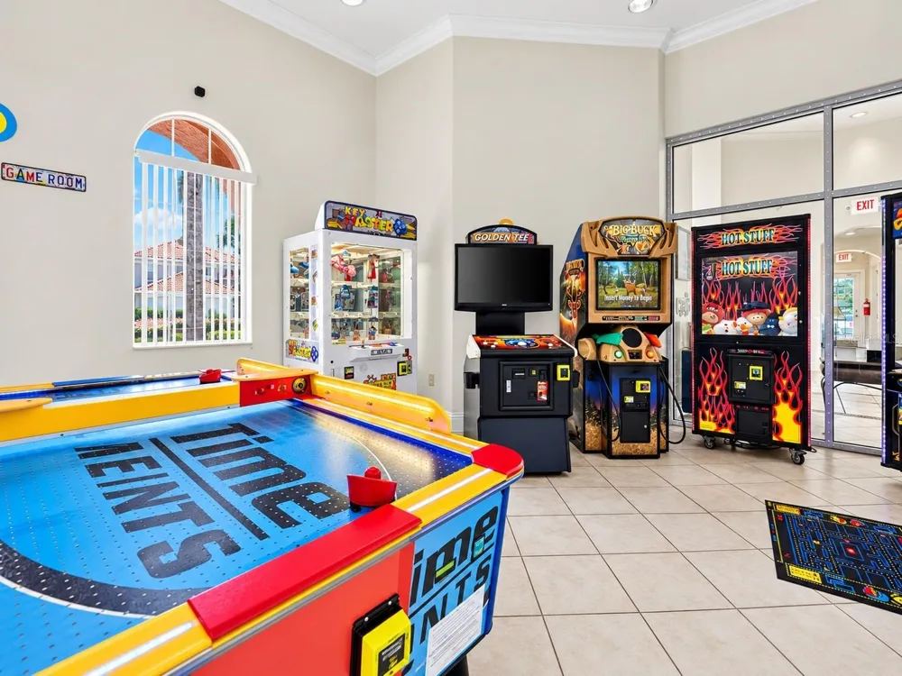 110 SARAGOSSA AVE Davenport, FL 33897