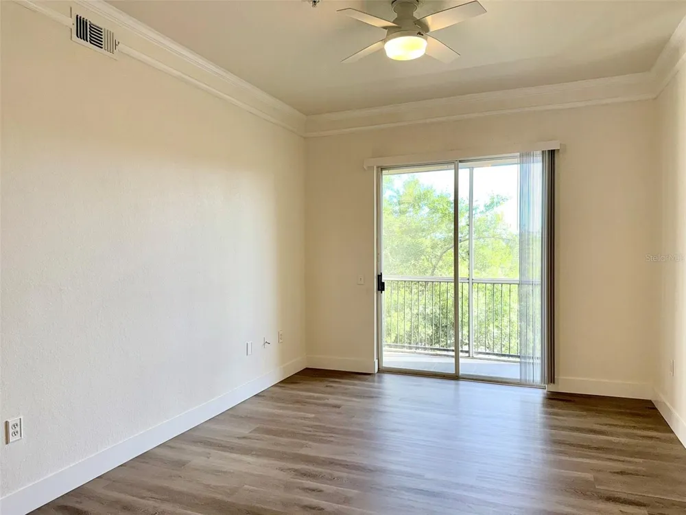 5152 NORTHRIDGE ROAD #302 Sarasota, FL 34238