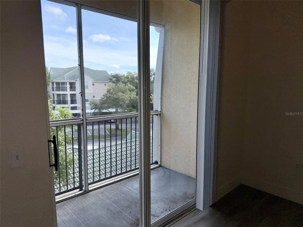 5152 NORTHRIDGE ROAD #302 Sarasota, FL 34238