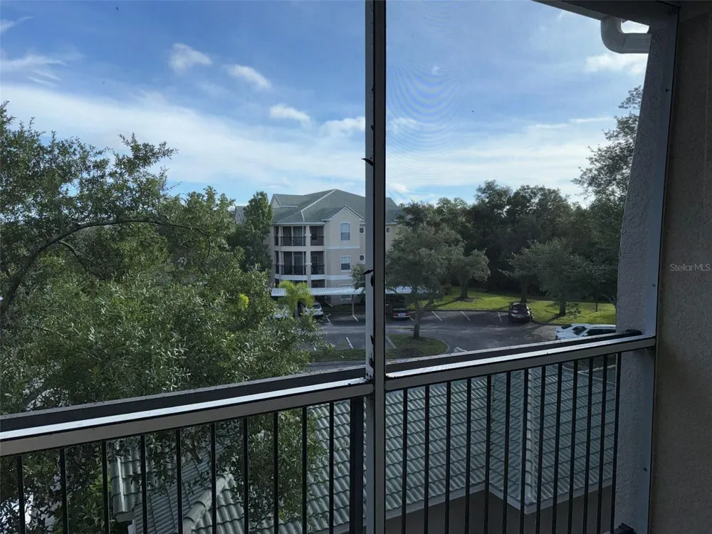 5152 NORTHRIDGE ROAD #302 Sarasota, FL 34238