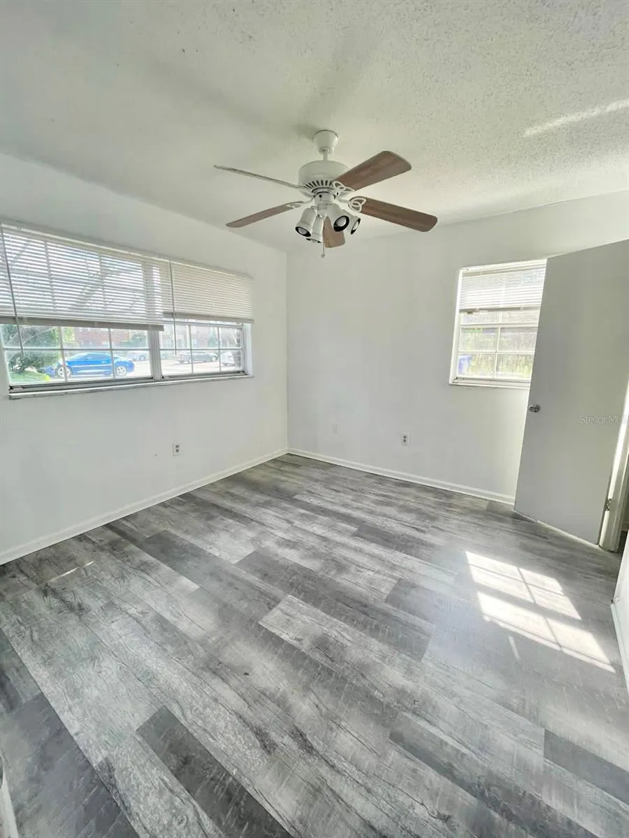 1920 E EDGEWOOD DRIVE #D11 Lakeland, FL 33803