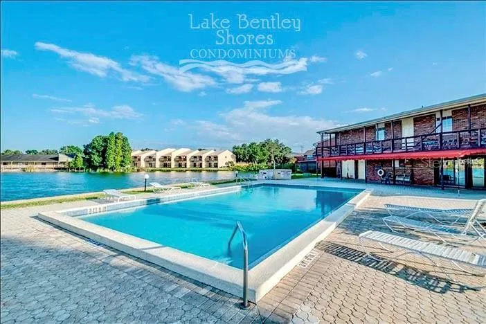 1920 E EDGEWOOD DRIVE #D11 Lakeland, FL 33803
